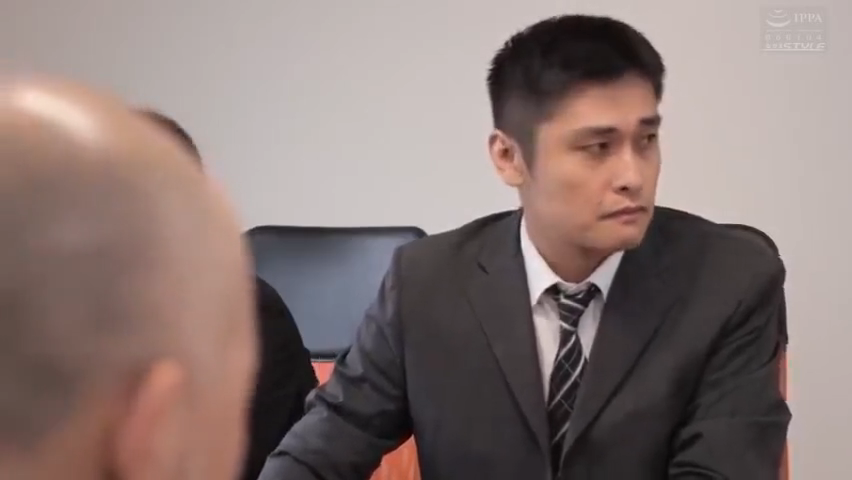 [末広純]上司の正体、妻の秘密。禁断のオフィスラブ