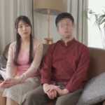 清楚妻の顔面を汚す大量ぶっかけ