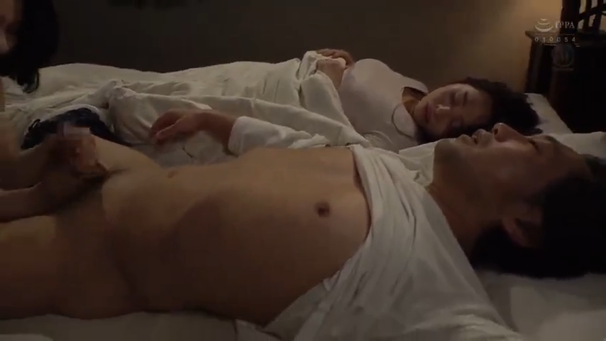 [綾瀬麻衣子（沢口まりあ）]義母の淫らな誘惑、デカチ○ポを貪る快楽